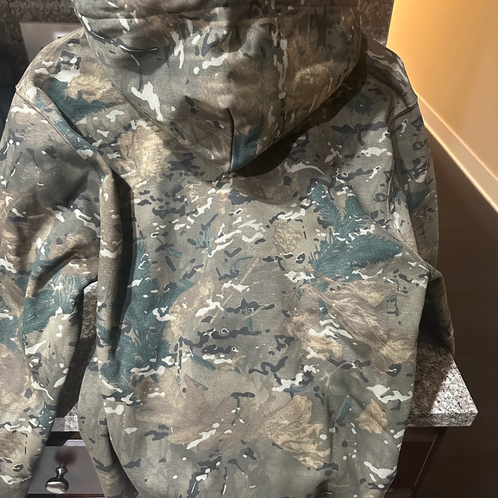 Carhartt Camo Hoodie BRAND NEW NEVER WORN. Work In Progress